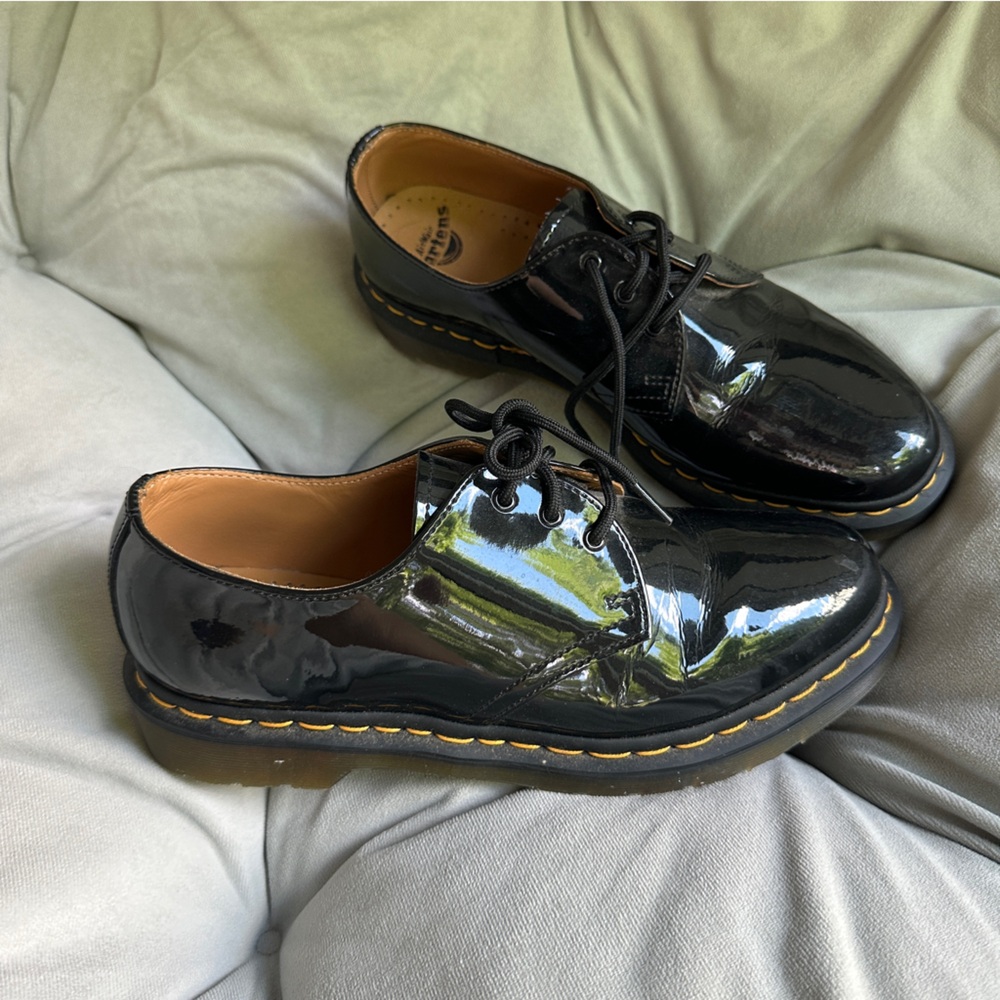 Doc Marten Loafers/Oxfords